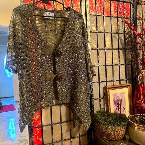 Isabel Taveres Net Pointed Hem Cárdigan Forest Green 2 Button Front Closure OS - Picture 4 of 15